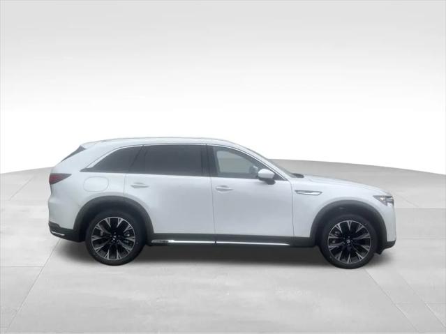 2026 Mazda X-90 Premium Plus