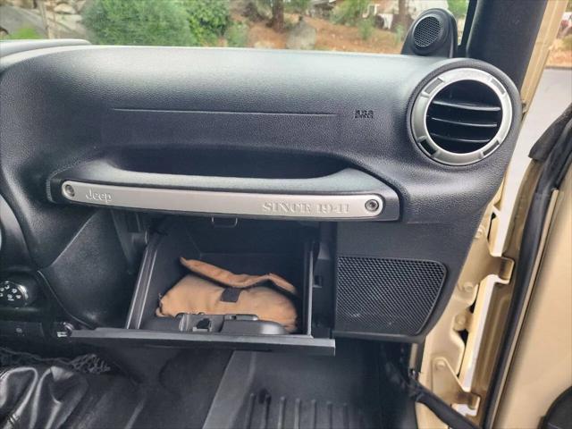 2011 Jeep Wrangler Sahara