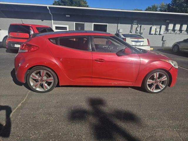 2013 Hyundai Veloster Base w/Gray