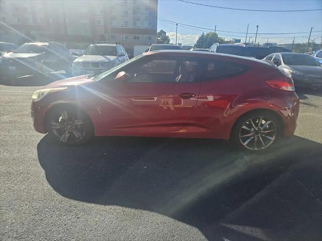 2013 Hyundai Veloster Base w/Gray