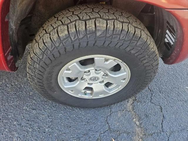 2005 Toyota Tacoma Base V6