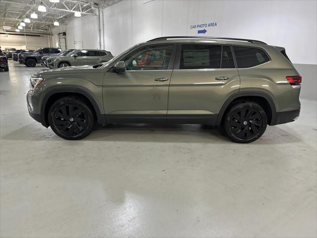 2026 Volkswagen Atlas SE with Technology