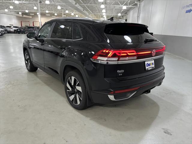 2026 Volkswagen Atlas Cross Sport SE with Technology