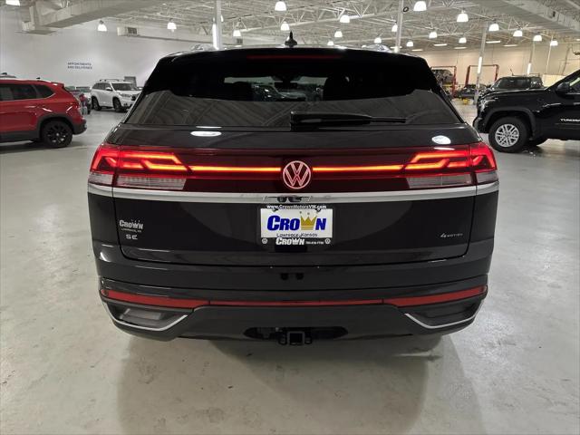 2026 Volkswagen Atlas Cross Sport SE with Technology