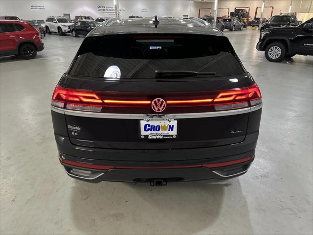 2026 Volkswagen Atlas Cross Sport SE with Technology