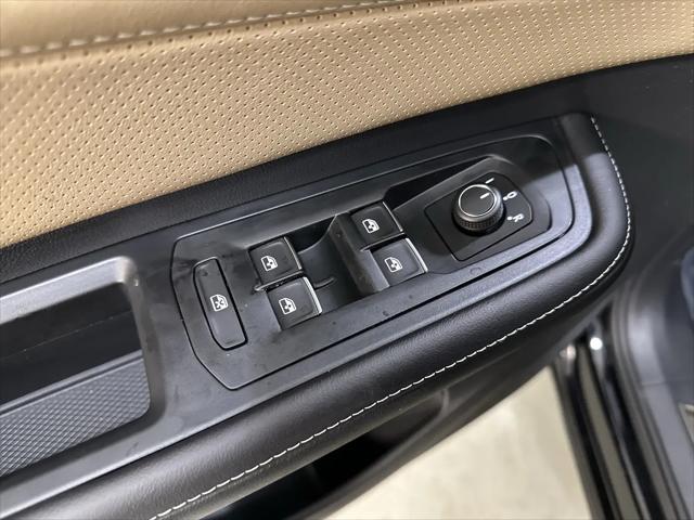 2026 Volkswagen Atlas Cross Sport SE with Technology