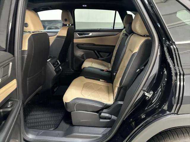 2026 Volkswagen Atlas Cross Sport SE with Technology