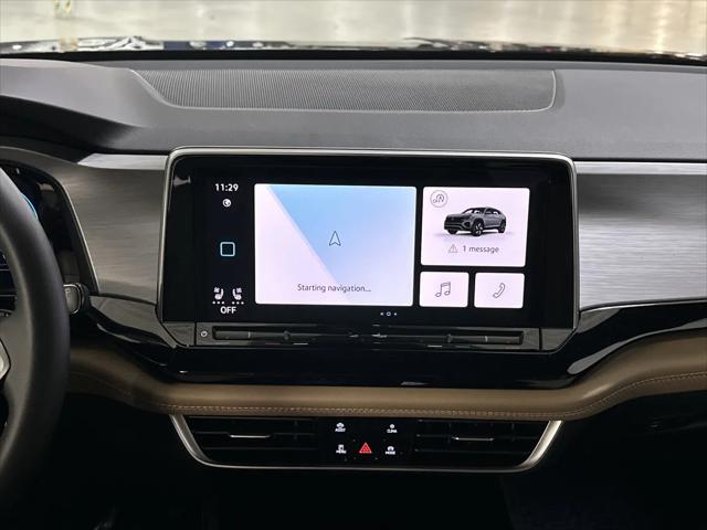 2026 Volkswagen Atlas Cross Sport SE with Technology