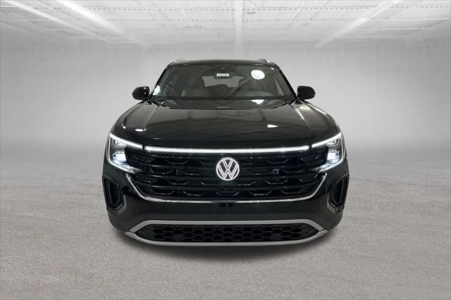 2026 Volkswagen Atlas Cross Sport SE with Technology