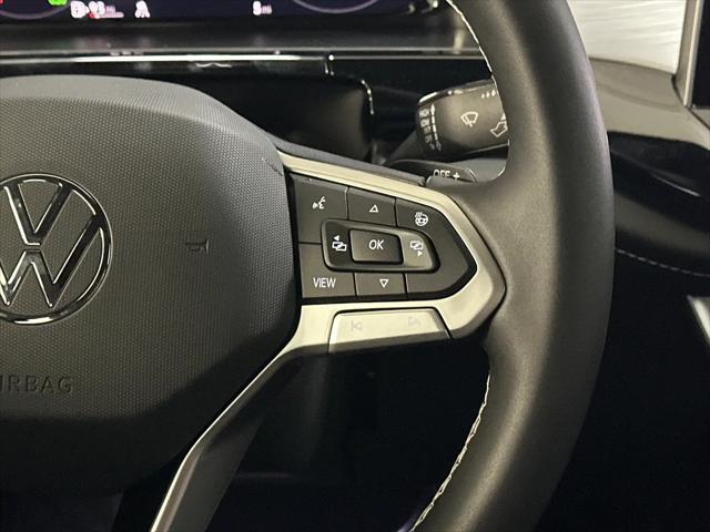 2026 Volkswagen Atlas Cross Sport SE with Technology