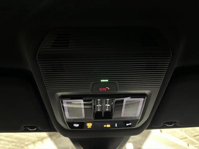 2026 Volkswagen Atlas Cross Sport SE with Technology
