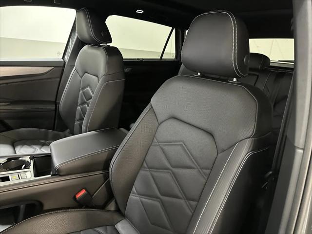 2026 Volkswagen Atlas Cross Sport SE with Technology