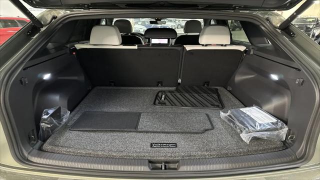 2026 Volkswagen Atlas Cross Sport SEL Premium R-Line