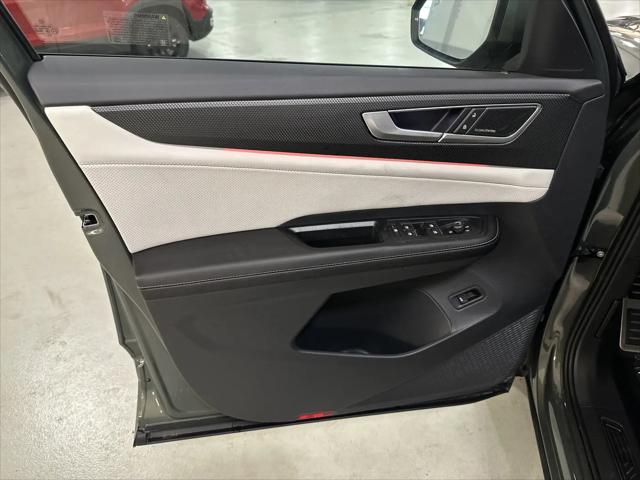 2026 Volkswagen Atlas Cross Sport SEL Premium R-Line