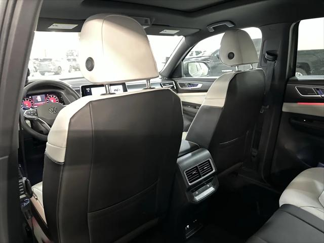 2026 Volkswagen Atlas Cross Sport SEL Premium R-Line