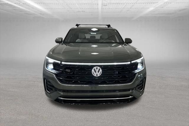 2026 Volkswagen Atlas Cross Sport SEL Premium R-Line