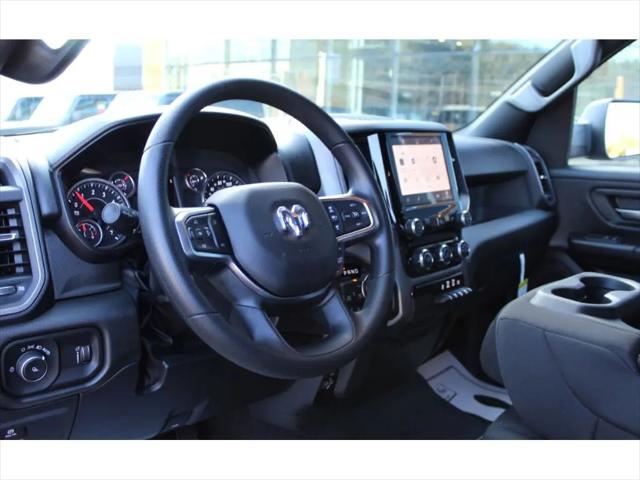 2026 Ram 1500 Tradesman Crew Cab 4x4 5'7" Box
