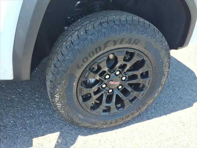 2026 GMC Canyon Elevation, 4WD