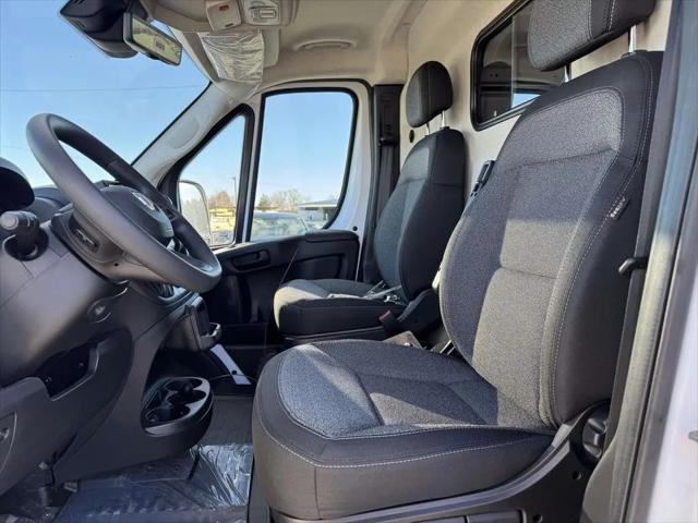 2026 Ram ProMaster Cargo Van Tradesman Low Roof 136" WB w/Pass Seat