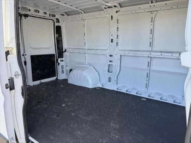 2026 Ram ProMaster Cargo Van Tradesman Low Roof 136" WB w/Pass Seat
