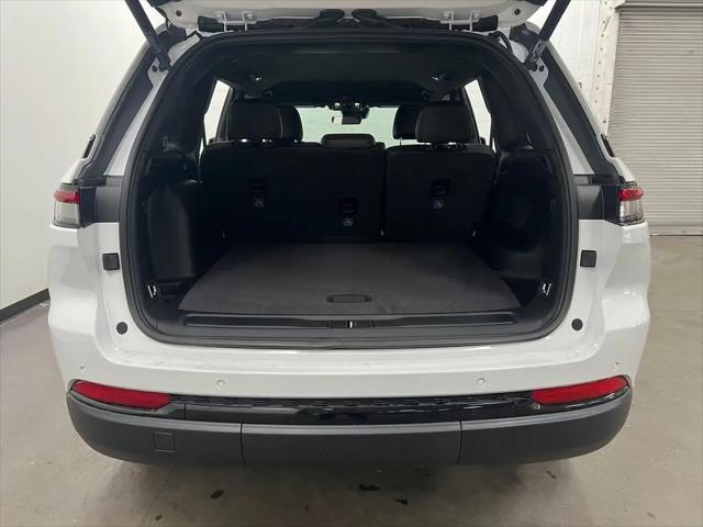2025 Jeep Grand Cherokee Limited 4x2