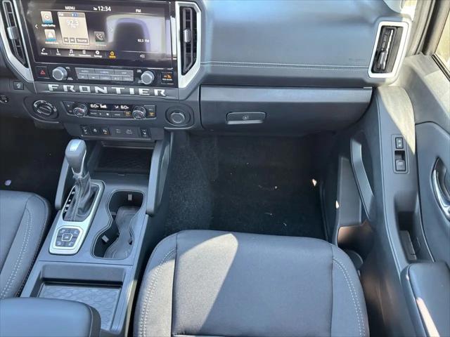 2026 Nissan Frontier Crew Cab SV 4x4