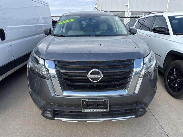 2023 Nissan Pathfinder SL 4WD
