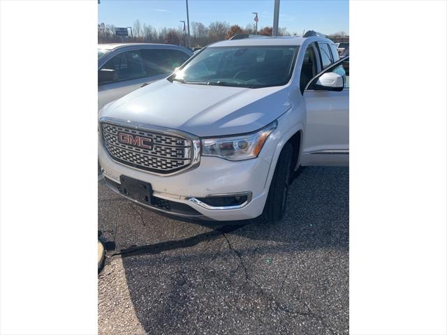 2017 GMC Acadia Denali 2017 GMC Acadia Denali