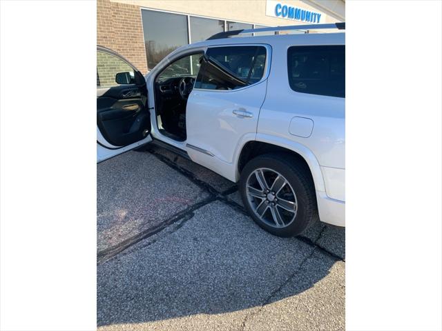 2017 GMC Acadia Denali 2017 GMC Acadia Denali
