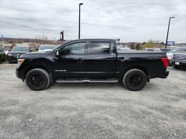 2021 Nissan TITAN Crew Cab SV 4x4