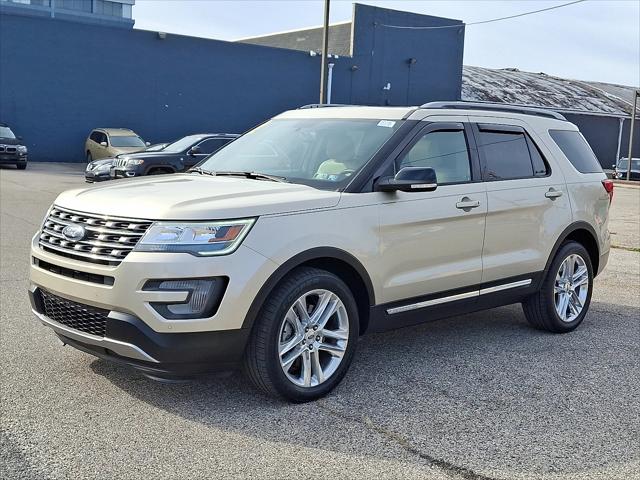 2017 Ford Explorer XLT 2017 Ford Explorer XLT