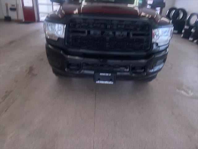 2022 RAM 3500 Tradesman Crew Cab 4x4 64 Box
