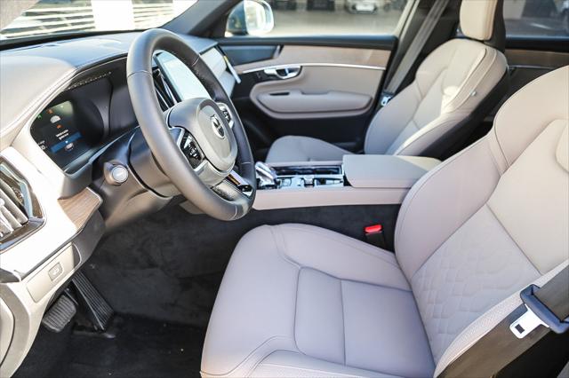 2026 Volvo XC90 Plus, B6 AWD Gas (mild hybrid), Gasoline, Bright, 7 Seats