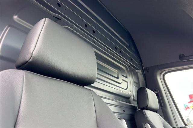 2026 Mercedes-Benz Sprinter 2500 High Roof 4-Cyl Diesel