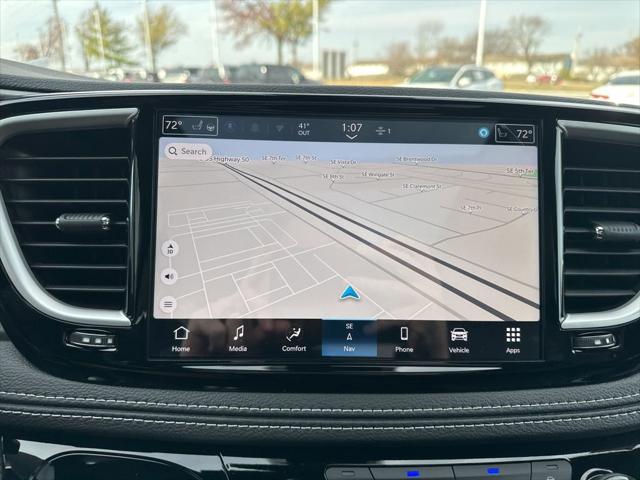 2026 Chrysler Pacifica Select AWD