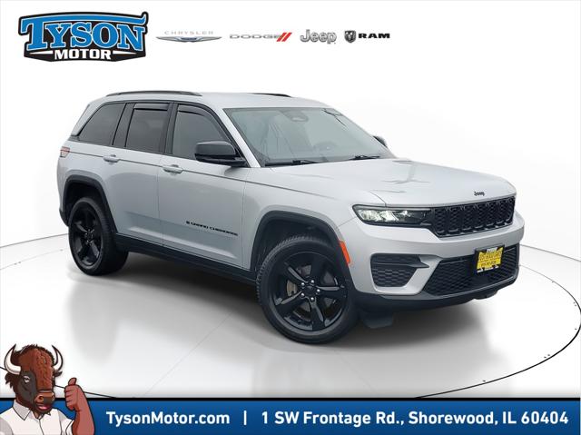 2022 Jeep Grand Cherokee Altitude 4x4 2022 Jeep Grand Cherokee Altitude 4x4