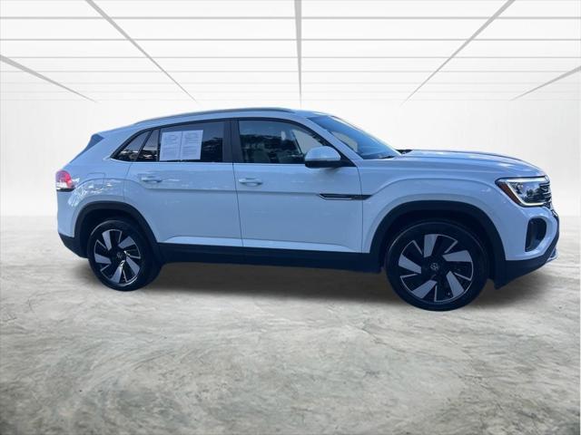 2024 Volkswagen Atlas Cross Sport 2.0T SE w/Technology