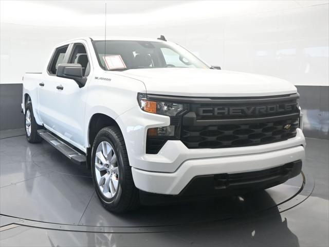 2022 Chevrolet Silverado 1500 2WD Crew Cab Short Bed Custom 2022 Chevrolet Silverado 1500 2WD Crew Cab Short Bed Custom