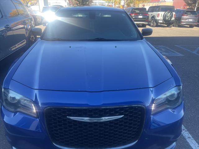 2019 Chrysler 300 Touring