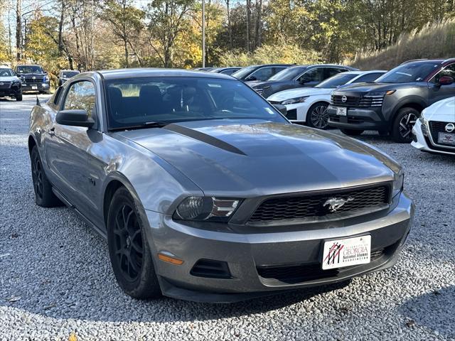 2011 Ford Mustang V6