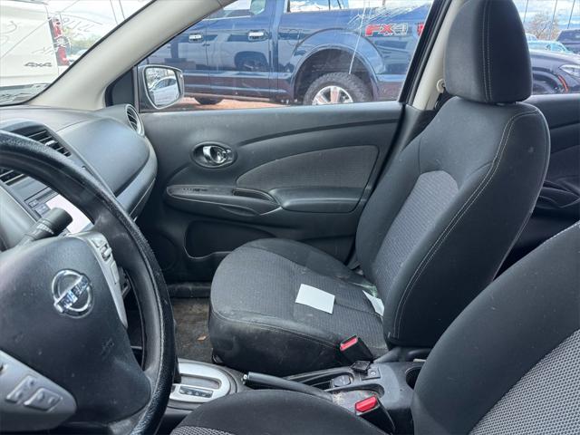 2015 Nissan Versa 1.6 SL 2015 Nissan Versa 1.6 SL