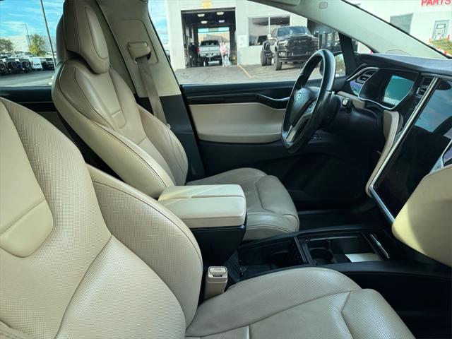 2016 Tesla Model X P90D 2016 Tesla Model X P90D