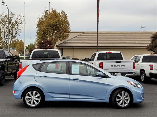 2013 Hyundai Accent SE 2013 Hyundai Accent SE