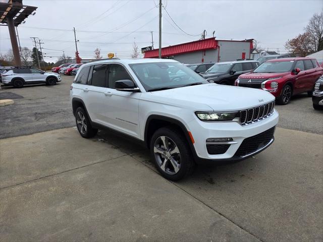 2025 Jeep Grand Cherokee GRAND CHEROKEE LIMITED 4X4 2025 Jeep Grand Cherokee GRAND CHEROKEE LIMITED 4X4