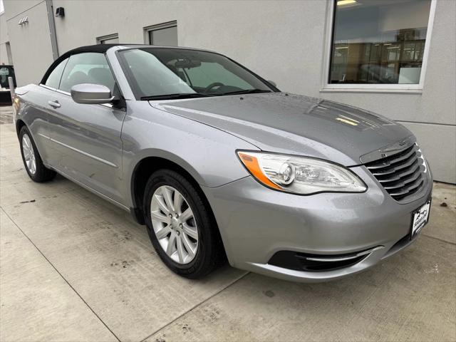 2013 Chrysler 200 Touring 2013 Chrysler 200 Touring