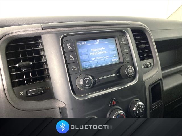 2017 RAM 1500 Express Crew Cab 4x4 57 Box