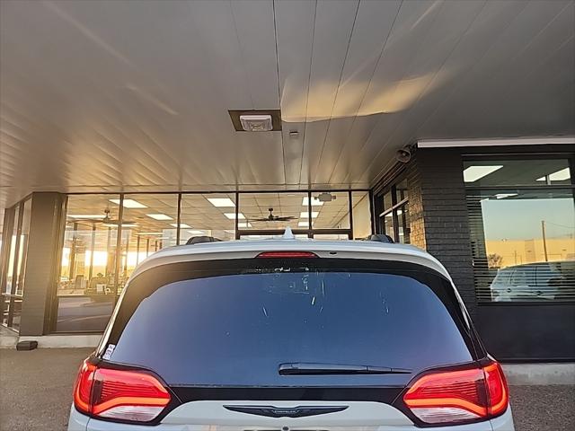 2020 Chrysler Pacifica Touring L Plus 2020 Chrysler Pacifica Touring L Plus