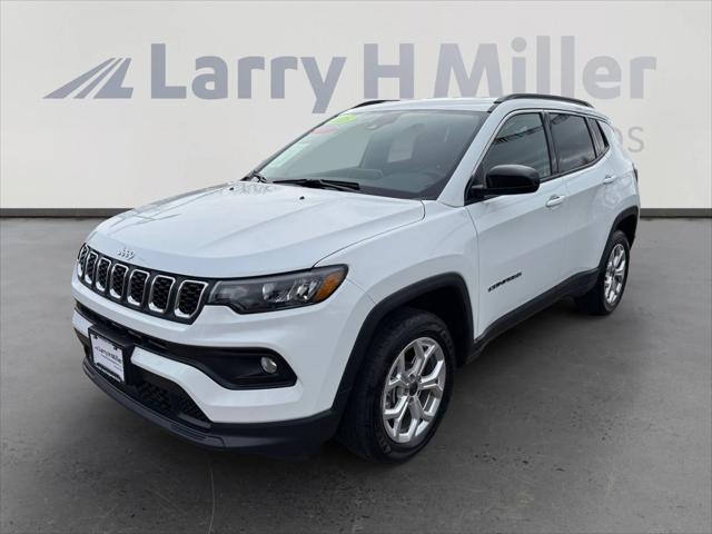 2025 Jeep Compass Latitude 4x4 2025 Jeep Compass Latitude 4x4