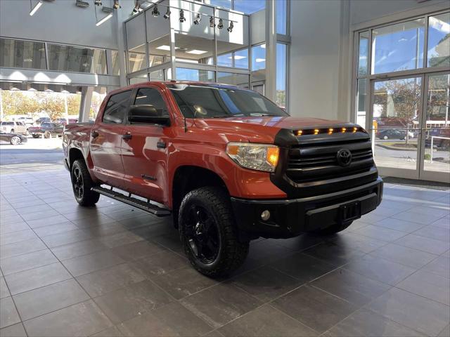 2017 Toyota Tundra SR5 5.7L V8 2017 Toyota Tundra SR5 5.7L V8