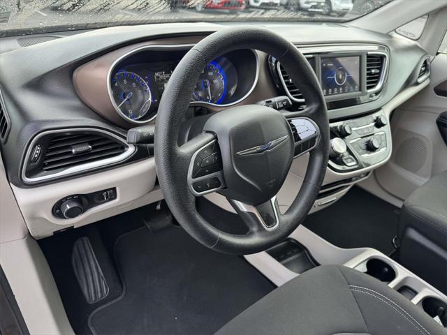 2021 Chrysler Voyager L 2021 Chrysler Voyager L